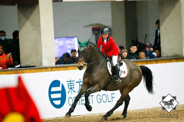 【中國日報網】頂級國際賽事見證馬術明日之星 2017國際馬聯兒童國際經典賽總決賽完美收官1022.png
